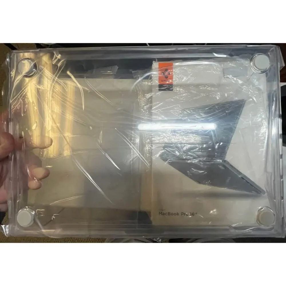Spigen MacBook Pro 16-inch Case Crystal Clear Thin Fit -New- ACS04210